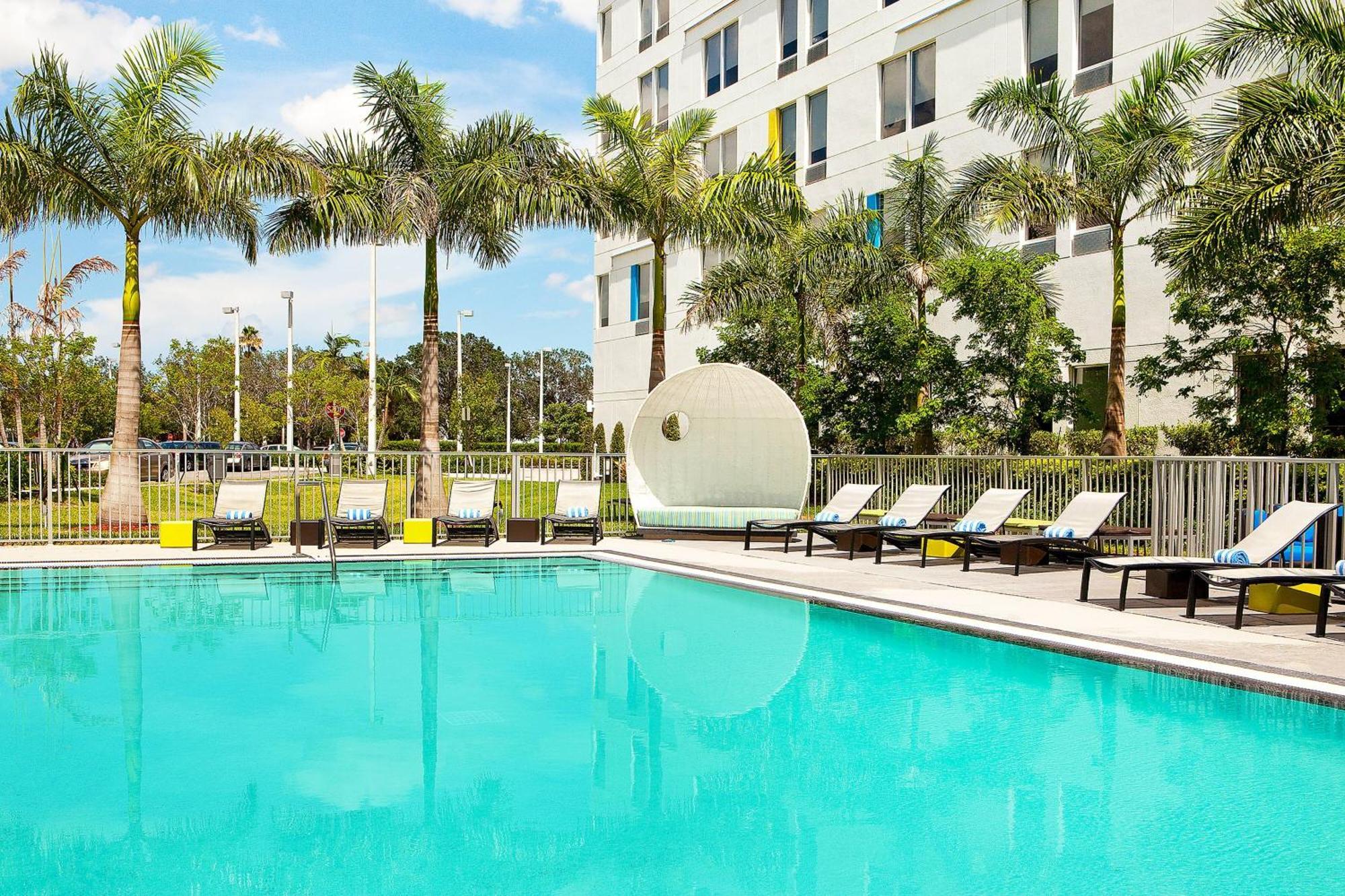 Aloft Miami Doral Hotel Kültér fotó